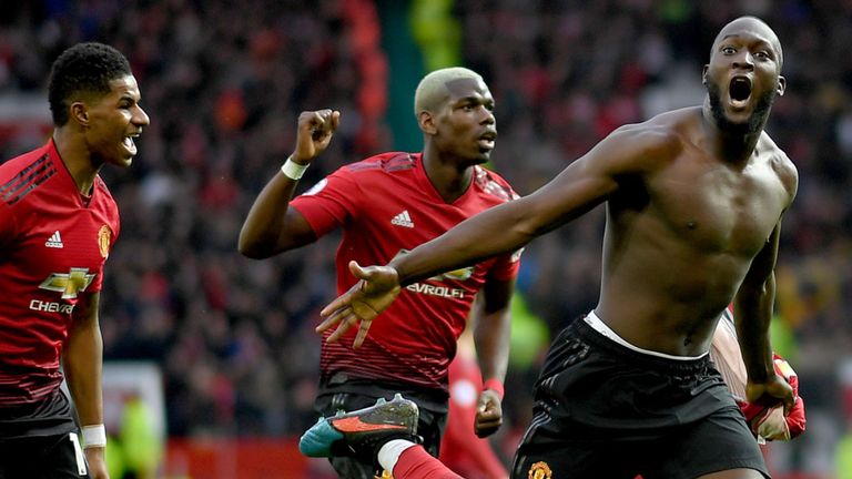 Smalling, Dalot và Lukaku làm gì trước trận chiến PSG? - Bóng Đá