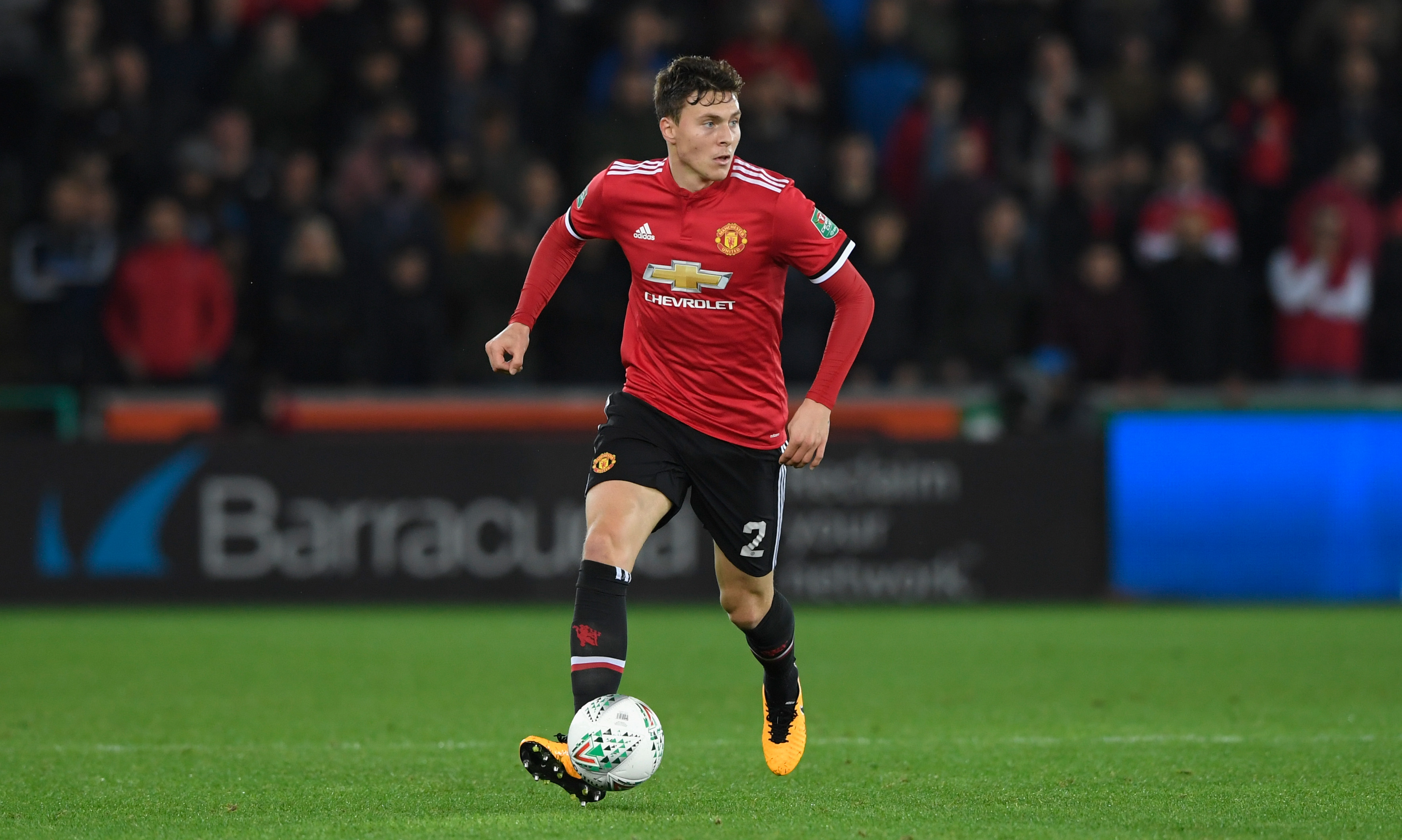 Trung vệ Victor Lindelof đã xin rút lui trong đợt tập trung của tuyển Thuỵ Điển lần này chuẩn bị cho 2 trận đấu gặp Romania và Na Uy.