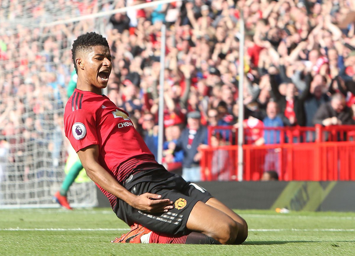 Man Utd lộ đội hình đấu Barcelona: Trông cậy vào song sát! - Bóng Đá