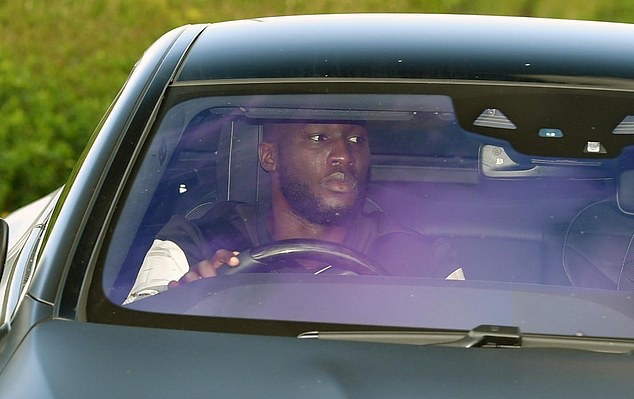 Man Utd đại loạn, Ed Woodward tới sân tập - Bóng Đá