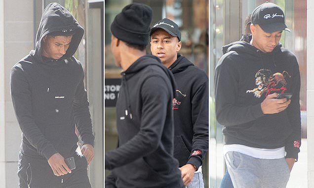 Ảnh Lingard và Rashford hẹn hò - Bóng Đá