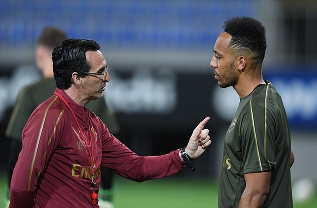 Có mặt ở Baku, Chelsea sẵn sàng hạ Arsenal - Bóng Đá