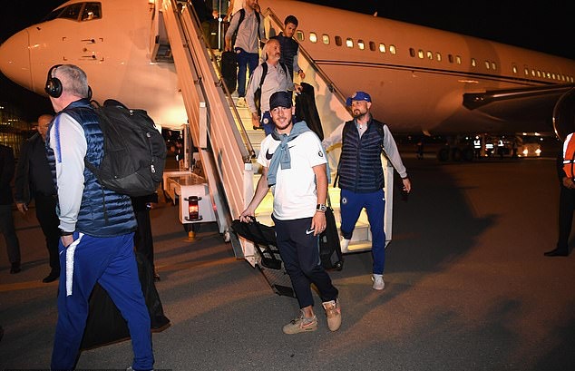 Có mặt ở Baku, Chelsea sẵn sàng hạ Arsenal - Bóng Đá