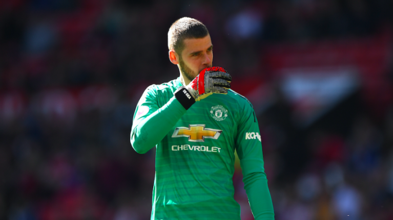 M.U tìm được người thay De Gea?