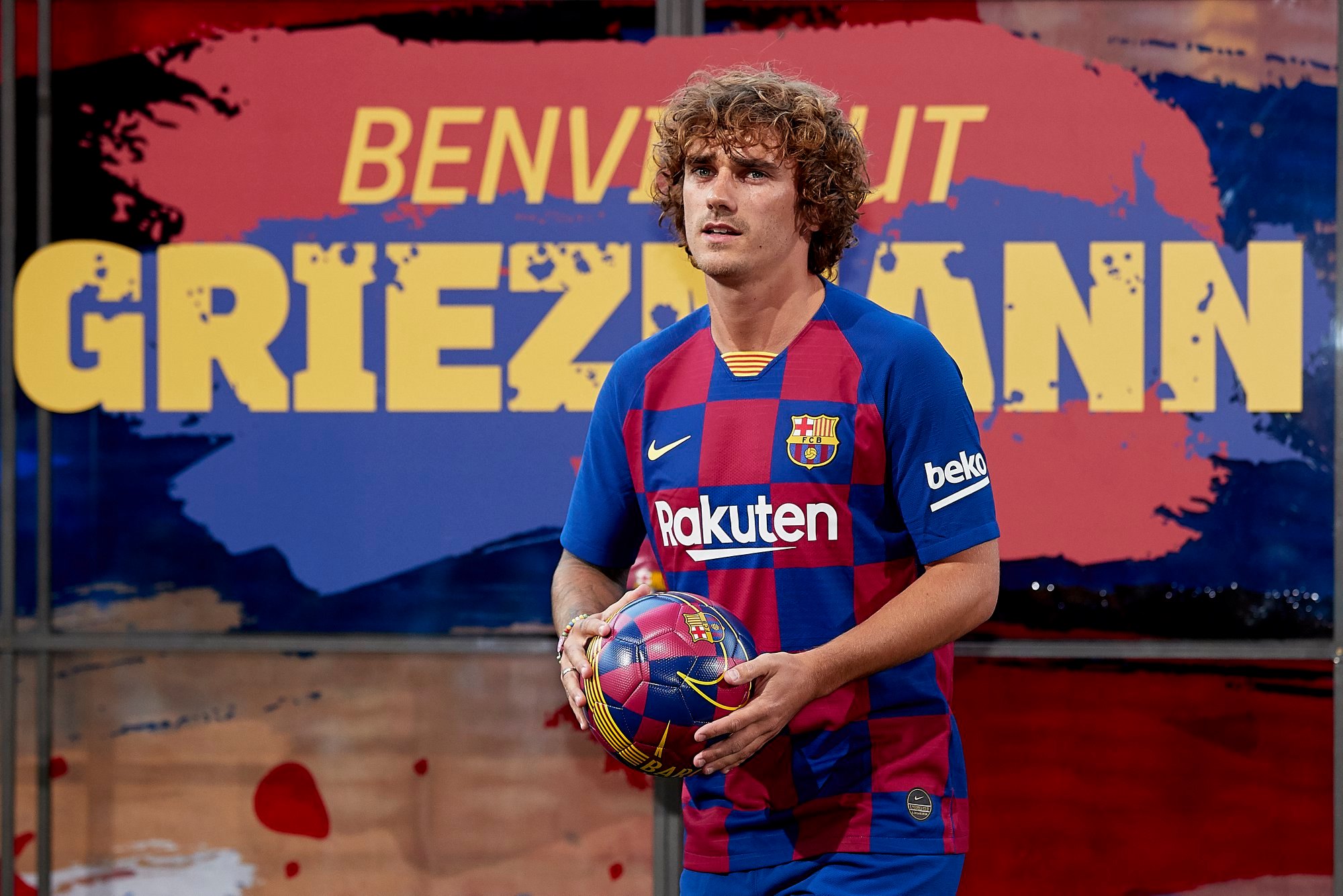 Griezmann to wear number 17 shirt - Bóng Đá