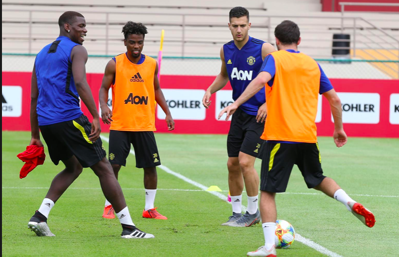 Ảnh tập Man Utd - Bóng Đá