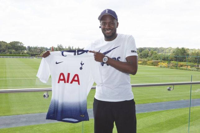 Tottenham - AIA (Bảo hiểm - Hongkong/Trung Quốc), 40 triệu bảng/mùa.