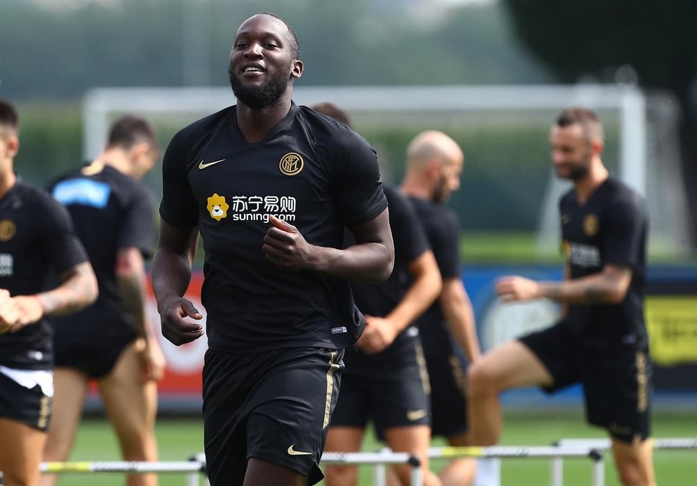 Romelu Lukaku scores AGAIN for new side Inter Milan in pre-season victory over Gozzano - Bóng Đá