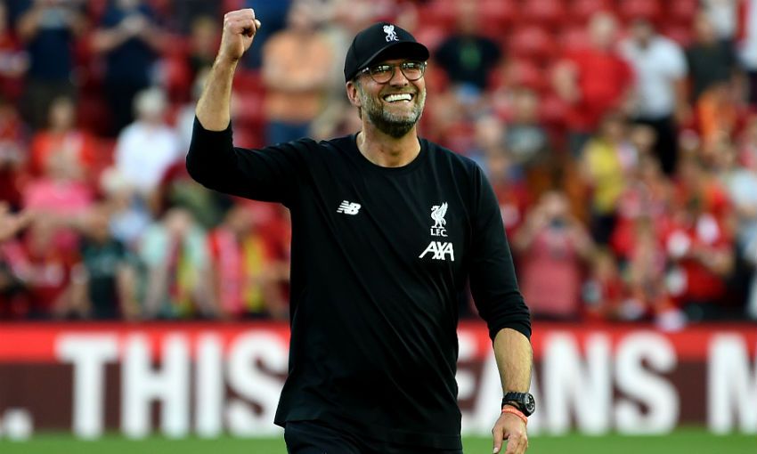 'Give Solskjaer time to copy Klopp', urges Neville - Bóng Đá
