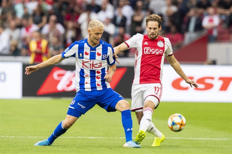 Không Văn Hậu, SC Heerenveen thua đậm Ajax - Bóng Đá