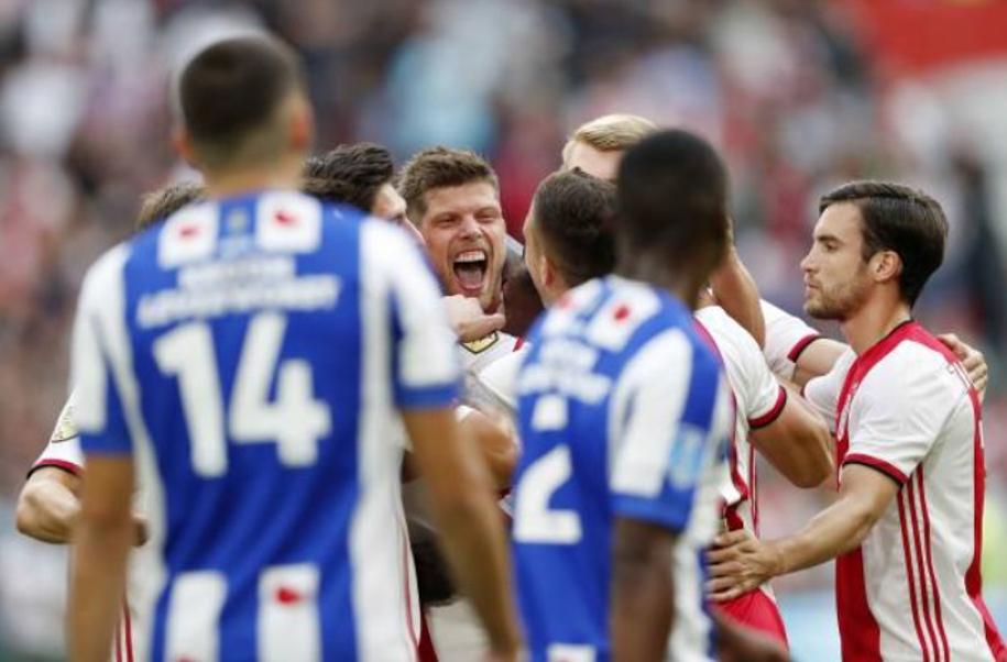 Không Văn Hậu, SC Heerenveen thua đậm Ajax - Bóng Đá