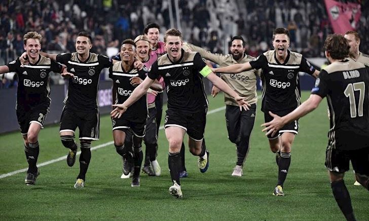 Mất De Ligt lẫn De Jong, Ajax vẫn rất đáng sợ - Bóng Đá