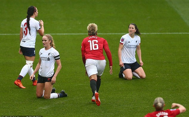 Phung phí cơ hội, Liverpool phơi áo 2 bàn trắng trước Man Utd - Bóng Đá