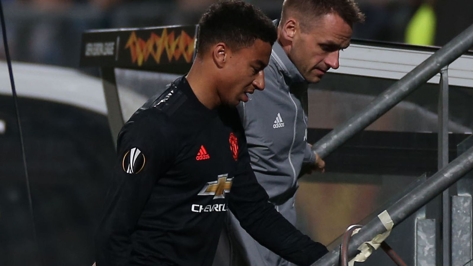 Thêm Lindelof, Man United giờ chẳng khác nào