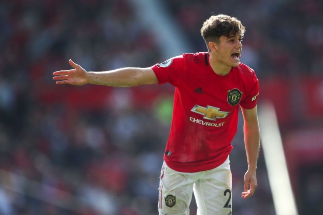Tất tay ký 2 HĐ giá 125 triệu, đội hình Man Utd sẽ thay đổi thế nào? - Bóng Đá