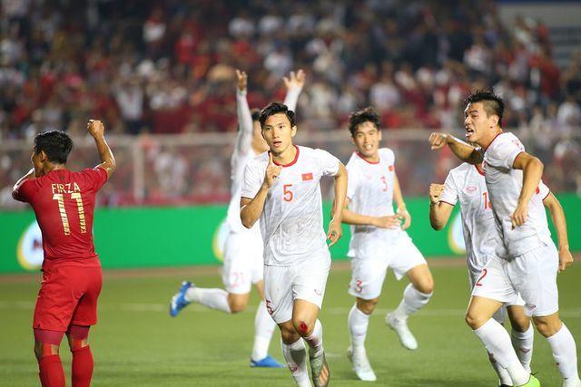 Văn Hậu với khoảnh khắc xù xì, gan góc nhưng đó là bước ngoặt của U22 Việt Nam - Bóng Đá
