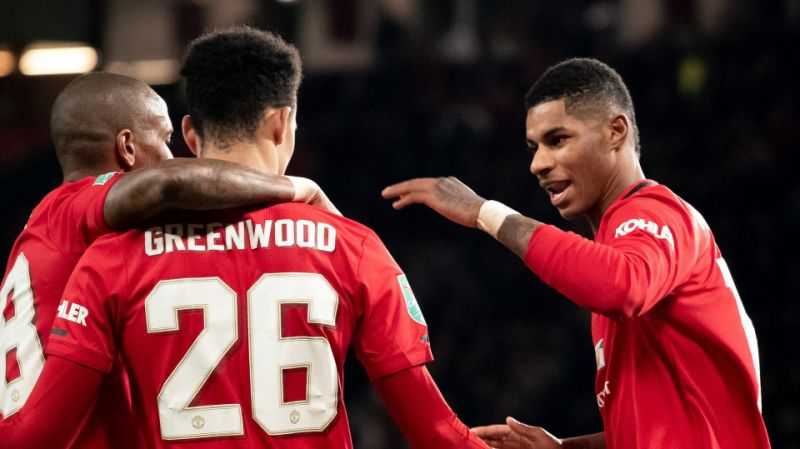 Why Man Utd chief Ed Woodward won't sack Ole Gunnar Solskjaer despite mediocre results - Bóng Đá