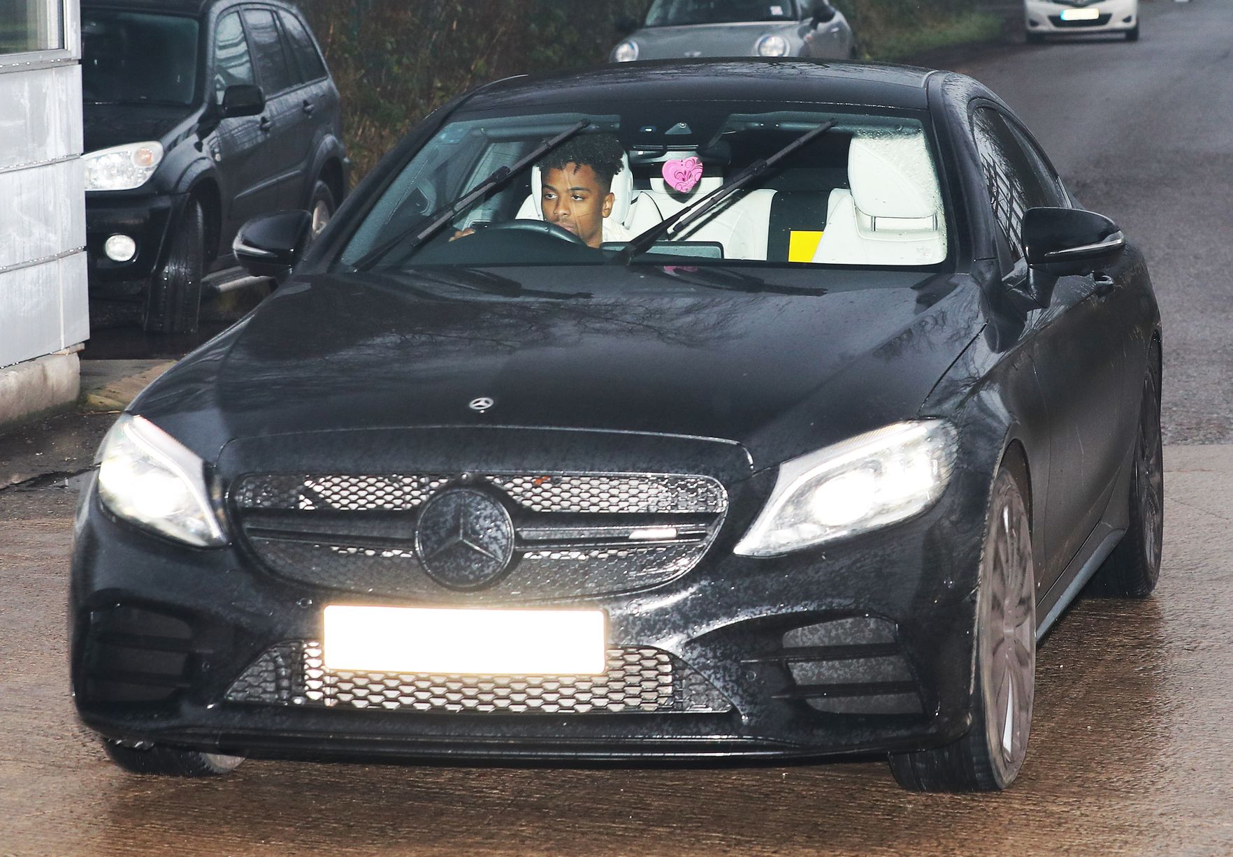 Ảnh tập Man United, Scott McTominay tới đại bản doanh - Bóng Đá