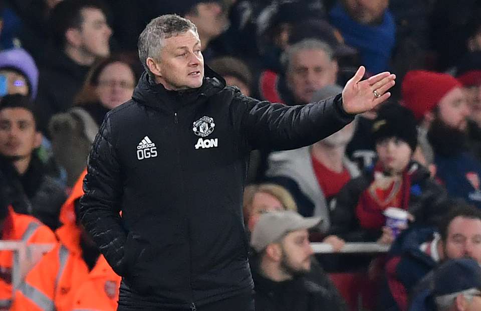 #OleOut is trending on Twitter after Arsenal beat Man Utd 2-0 - Bóng Đá