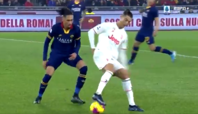 Cristiano Ronaldo ‘sends Chris Smalling back to Maidstone’ with outrageous piece of skill - Bóng Đá