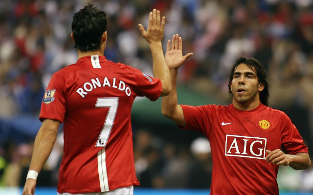 Carlos Tevez joins Man utd - Bóng Đá