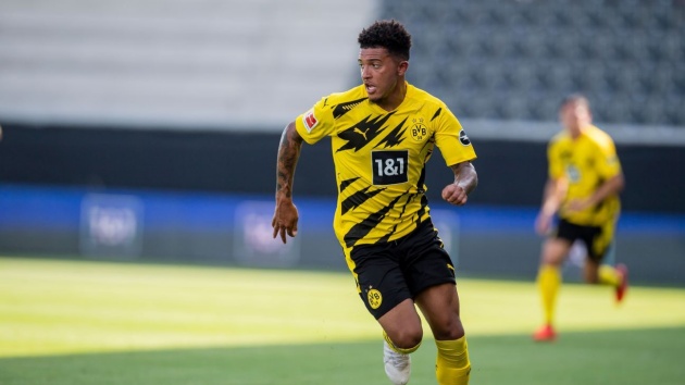 Jadon Sancho 'has convinced Borussia Dortmund team-mates he is staying - Bóng Đá