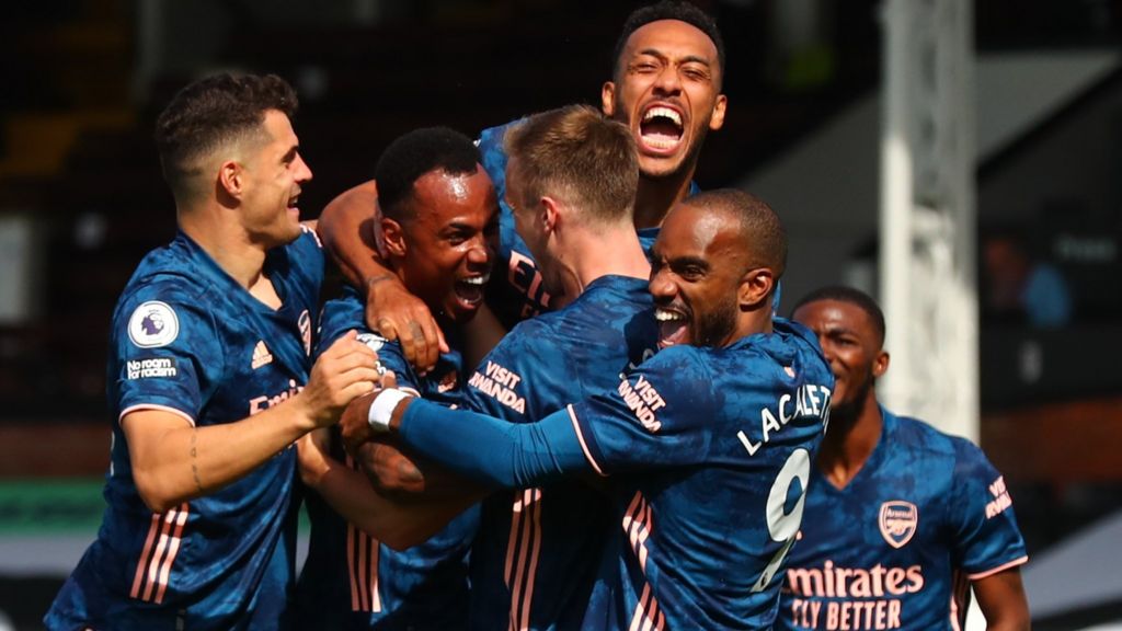 David James has predicted that Arsenal can go all the way to win the Premier League title - Bóng Đá