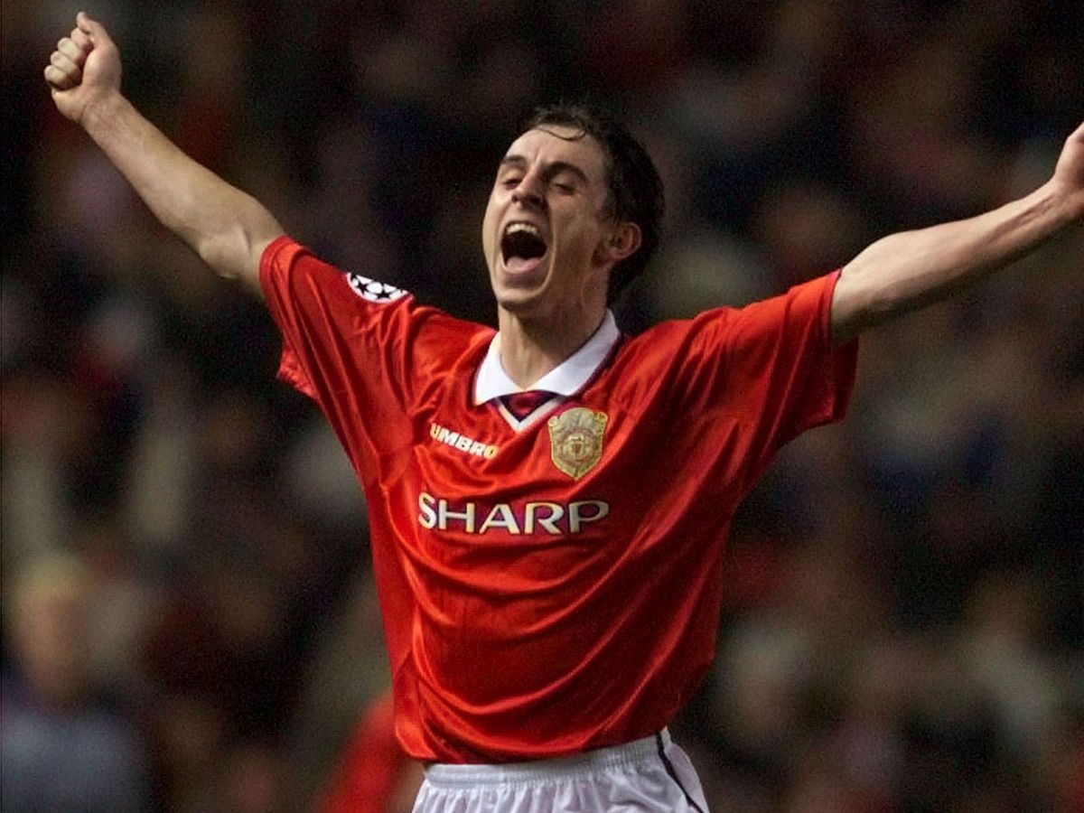 Đội hình Man Utd xuất sắc nhất kỷ nguyên Premier League: Quá bá đạo! - Bóng Đá