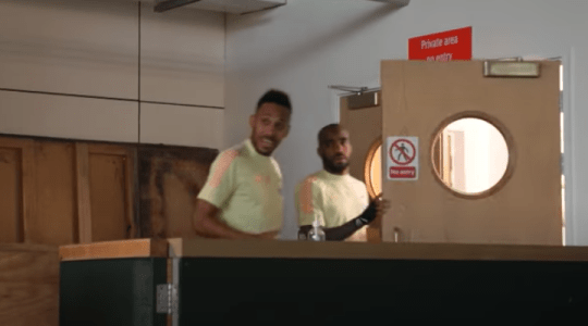 Thomas Partey meets Pierre-Emerick Aubameyang, Alexandre Lacazette and Ian Wright on first day at Arsenal - Bóng Đá