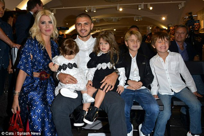 Gia đình nhỏ hạnh phúc của Icardi.