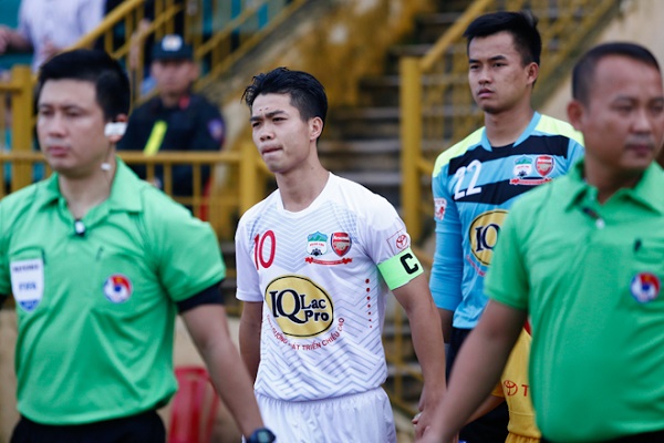 Công Phượng và đồng đội đánh bại SLNA chiều nay?