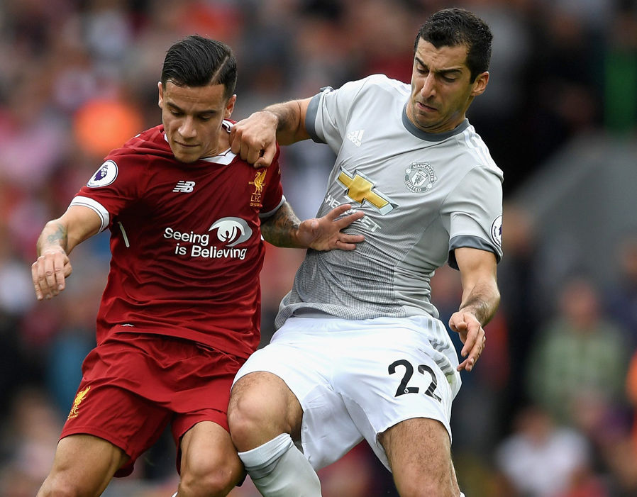 MU "chấp" Liverpool ở tuyến giữa.