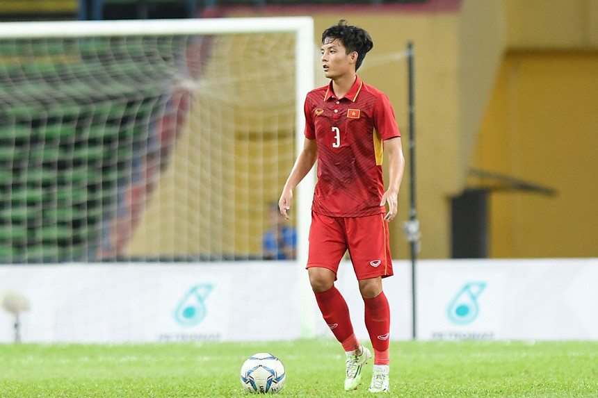 Hoàng Văn Khánh vẫn chưa tạo được sự an tâm nơi hàng phòng ngự U23 Việt Nam.
