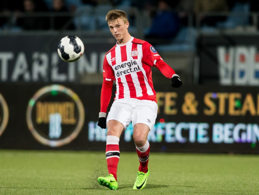 Guðmundsson trong màu áo PSV Eindhoven.