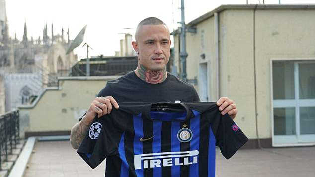 Nainggolan đã chính thức là người của Inter Milan.
