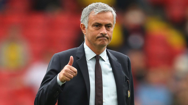 Mourinho đã có một mùa giải trắng tay dù đã bước đến trận chung kết cúp FA.
