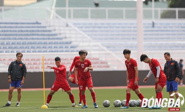 Thầy Park cầm tay chỉ việc, U22 Việt Nam hăng say tập luyện sau 2 trận đại thắng - Bóng Đá