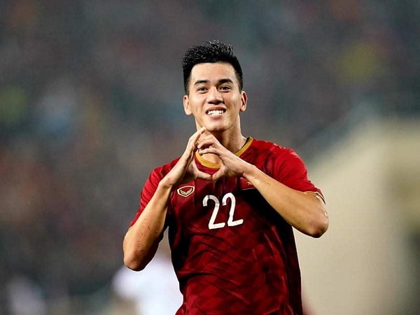 Tiến Linh lạc quan khi AFF Cup được dời sang 2021.