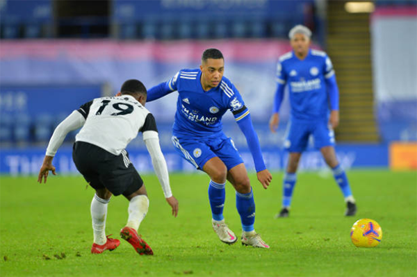 Vardy im tiếng, Leicester bất ngờ thất thủ trước Fulham ngay trên sân nhà - Bóng Đá