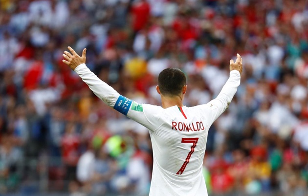Sao World Cup tiết lộ điều thích thú khi được chơi cạnh Ronaldo - Bóng Đá