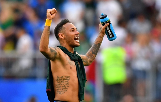 Neymar nhận đủ 'gạch đá' vì diễn xuất quá sâu trận Mexico - Bóng Đá