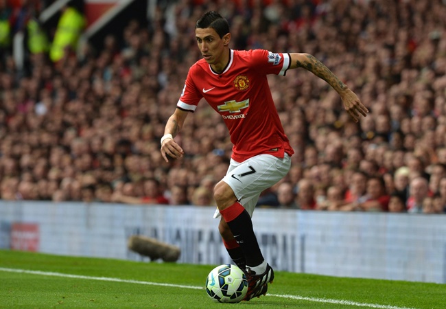 Xếp thứ 1 không ai khác chính là Angel Di Maria. Anh bị đánh giá thấp không phải vì gây thất vọng mà là vì thái độ thiếu chuyên nghiệp. Chỉ sau một mùa giải chơi cho M.U, "Thiên thần" đã tào đẩu sang PSG theo cách ít ai ngờ. Anh có lẽ là người bị CĐV Manchester United ghét nhất sau khi chia tay đội bóng.