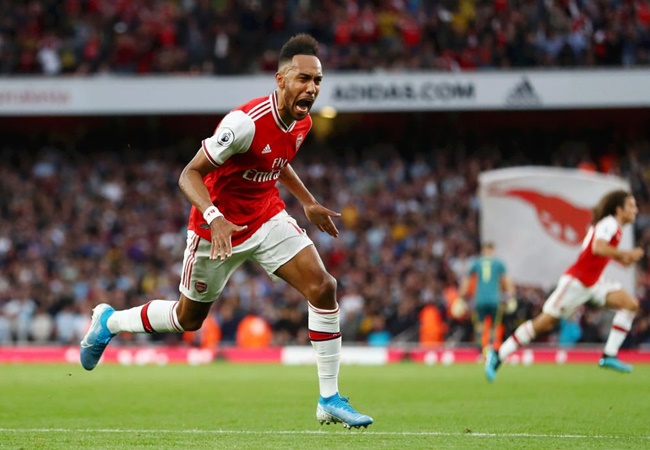 Glenn Hoddle singles out ‘different class’ Pierre-Emerick Aubameyang ahead of Arsenal’s trip to Manchester United - Bóng Đá