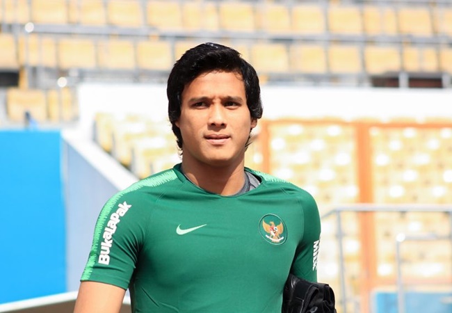 Muhammad Ridho bị chỉ trích vì chơi không tốt.