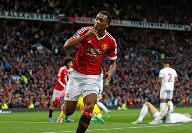 Manchester United đã bất bại trước Livepool trong 5 trận đấu tại sân Old Trafford (Thắng 3, hòa 2). Rõ ràng đây không phải là đối thủ dễ chịu với The Kop dù Quỷ đỏ đang có phong độ không cao.