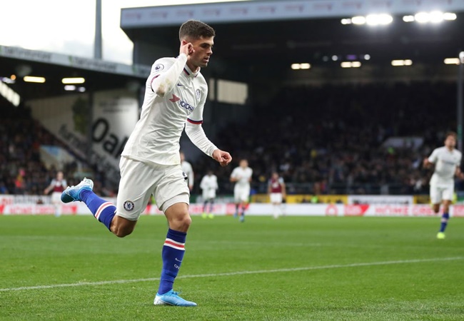 Tương lai đang rộng mở với bản hợp đồng bom tấn của Chelsea.
