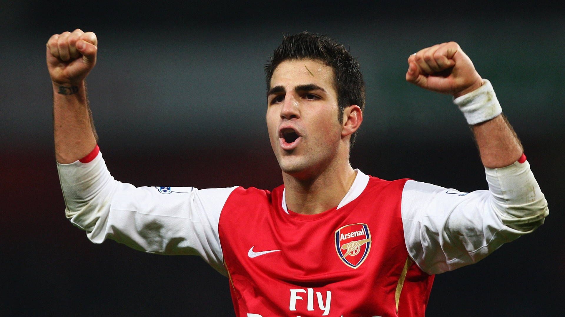 Cesc Fabregas ghi bàn vào lưới Rosenborg khi cũng ở lứa tuổi của Bojan Krkic. Và một lần nữa người ta phải nhắc tới cái tên Barcelona vì tiền vệ người Tây Ban Nha trưởng thành từ học viện của "Blaugrana".