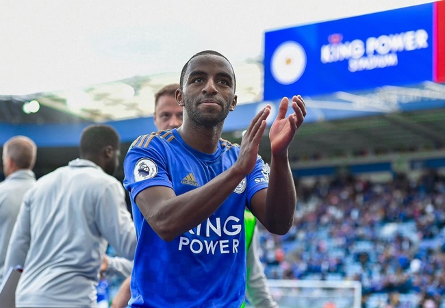 Jose Mourinho prepares £30m bid for Man Utd transfer target Ricardo Pereira - Bóng Đá