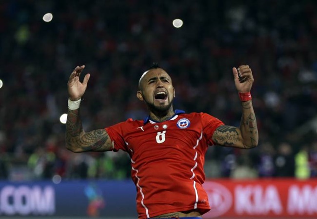 1102 - Sẽ không có gì ngạc nhiên khi Arturo Vidal là người tắc bóng nhiều nhất thập kỷ 2010s. Tuyển thủ Chile mang phong cách thi đấu của một chiến binh, không bao giờ ngại lao vào những pha va chạm và tranh chấp với đối thủ.