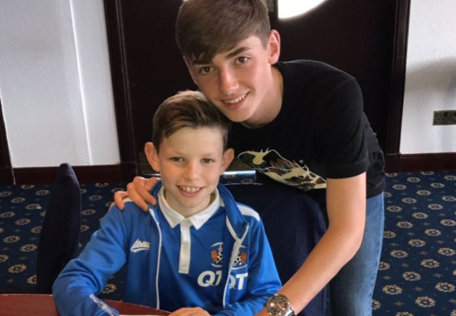 Chelsea ‘leading the pursuit’ for Billy Gilmour’s younger brother Harvey who is dazzling in the Kilmarnock youth teams - Bóng Đá